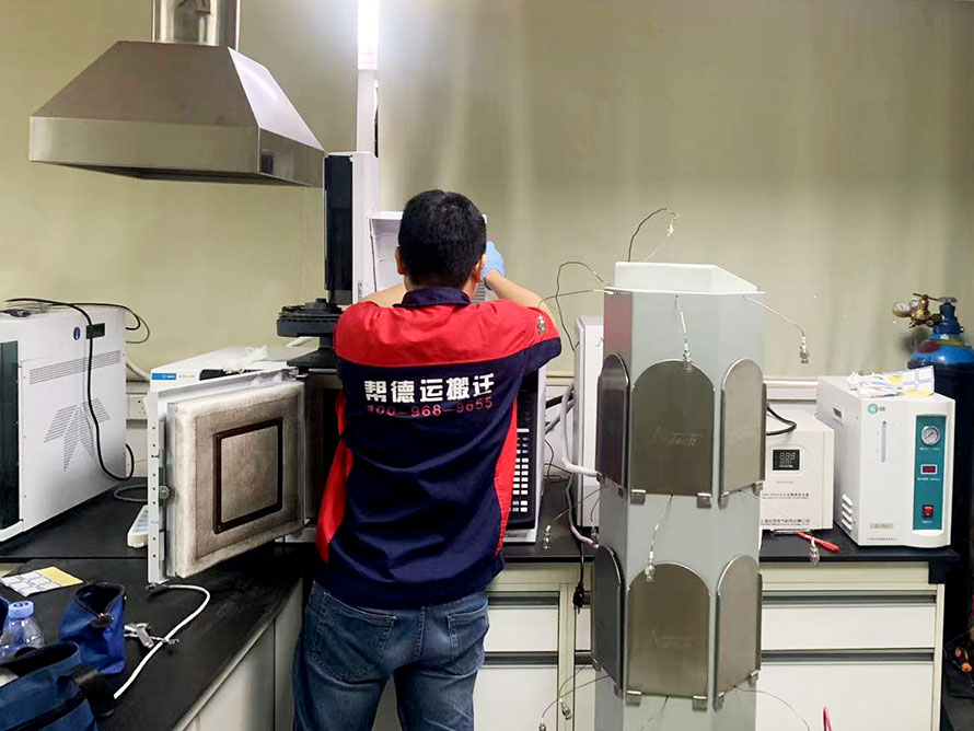 精密設備調試安裝